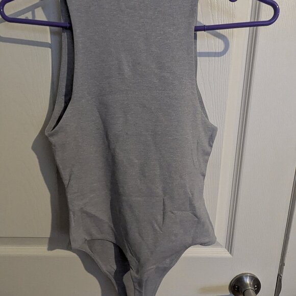 ARITZIA BABATON 90s BODYSUIT XS HEATHER CHROME BRAND NEW WITH TAGS! - Picture 14 of 16